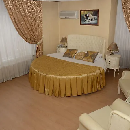 Umit Pembe Kosk Ankara