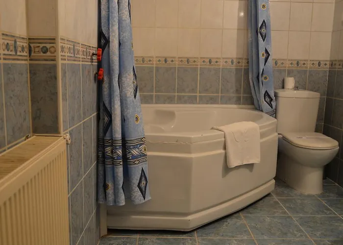 Umit Pembe Kosk Otel