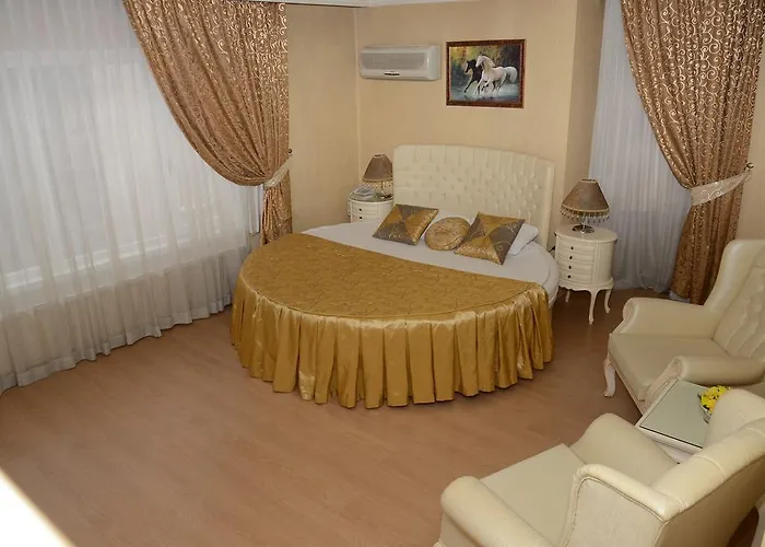 Umit Pembe Kosk Ankara