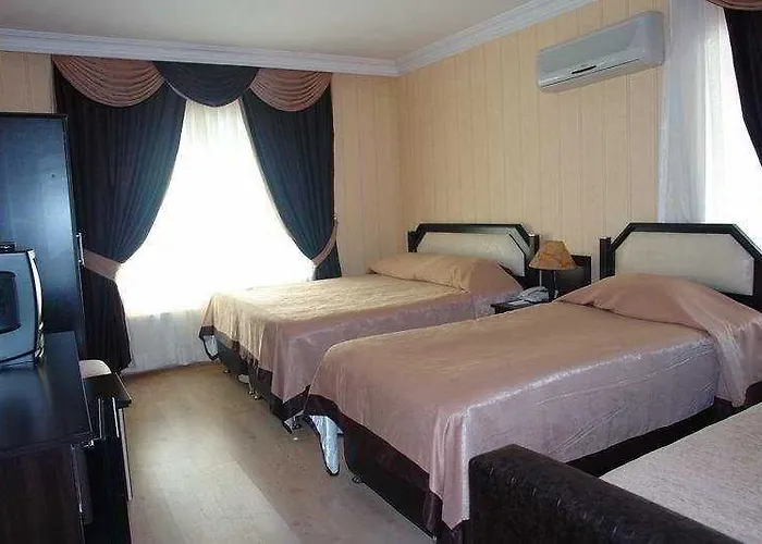 Umit Pembe Kosk Otel